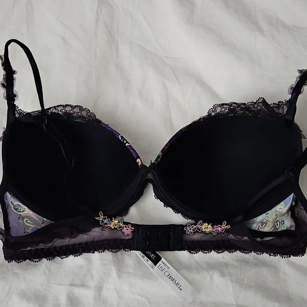 Lise Charmel bra "36C" - Picture 2 of 5